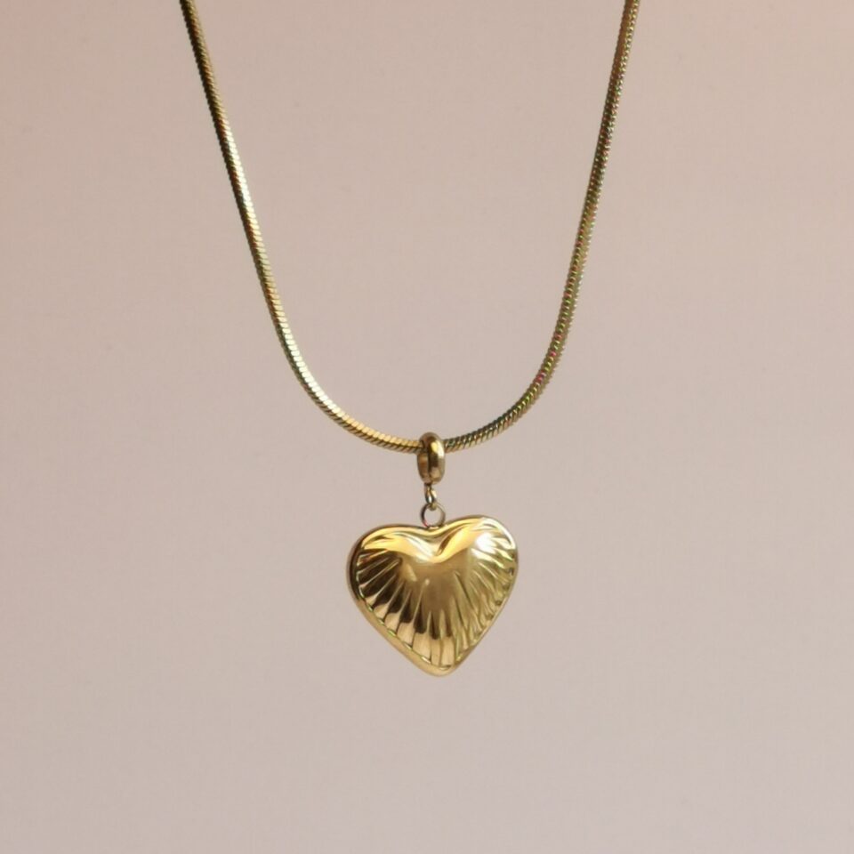 Bold Heart Chain