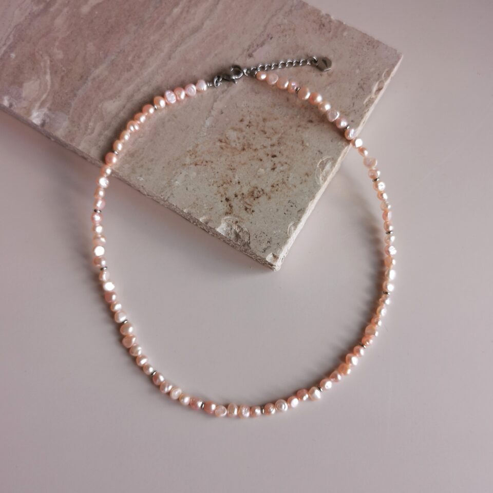Fine Gold Line Necklace